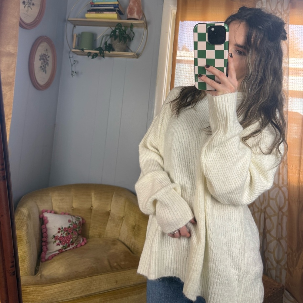 NWT American Eagle Outfitters // crew neck sweater